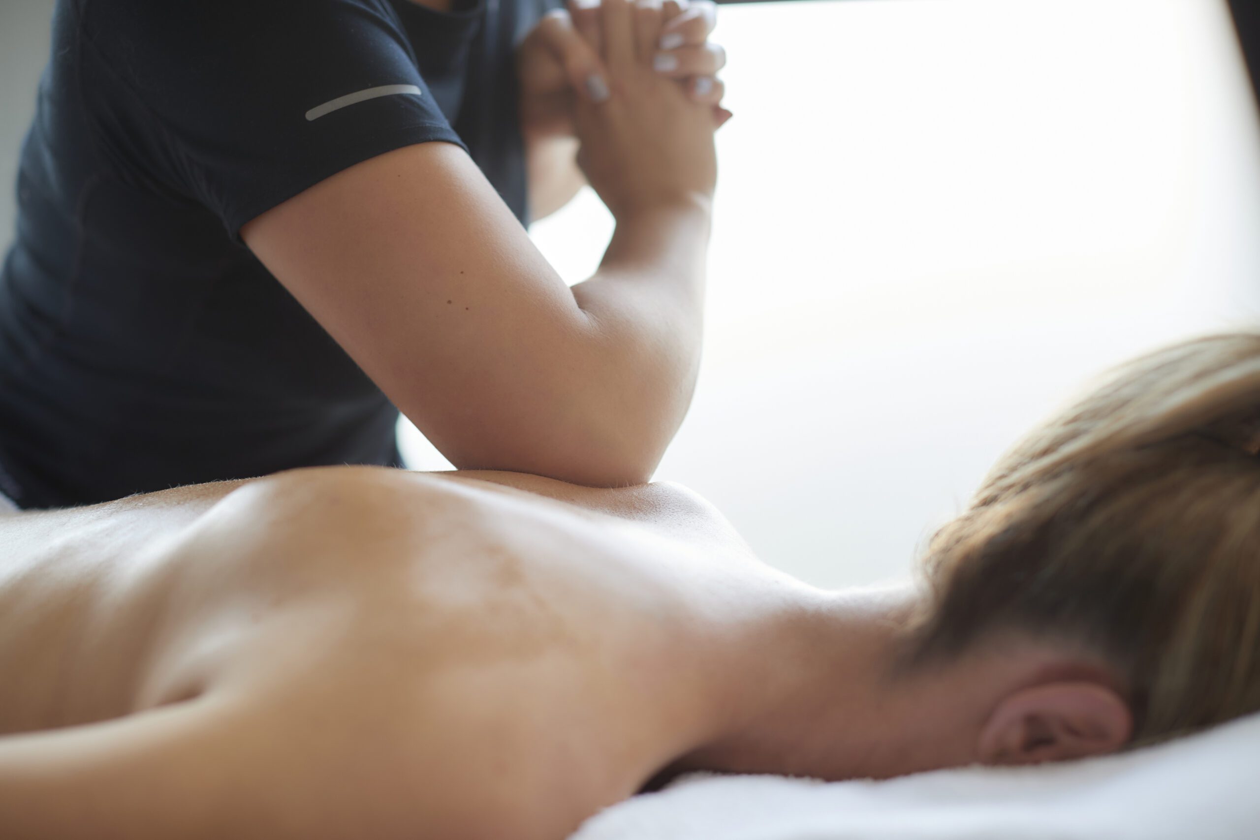Shoulder treatment, Sports Massage, Origin Health, Cheltenham